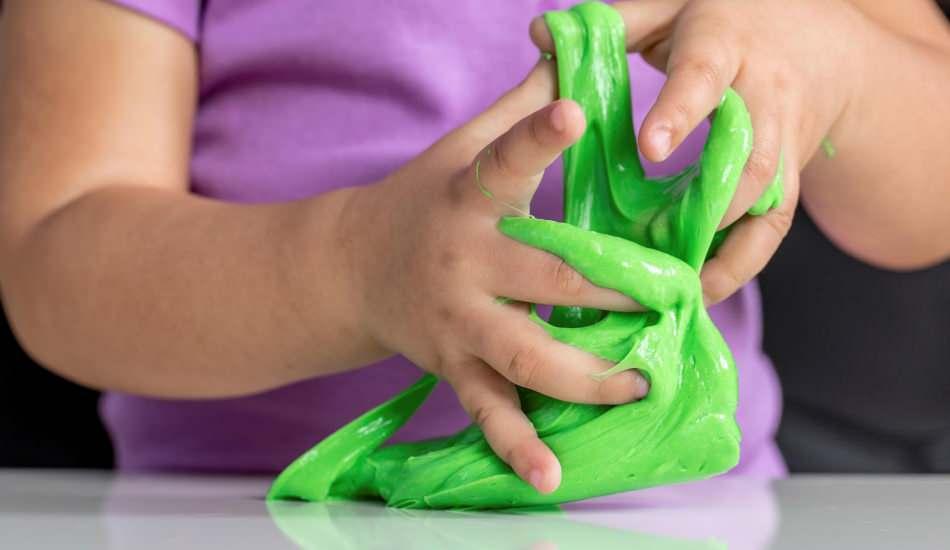 evde_slime_nasil_yapilir_en_kolay_slime_yapma_yontemi_nedir_slime_neyden_yapilir_1588326223_1813.jpg