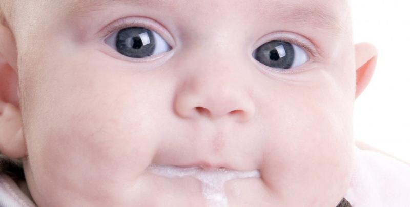 Bebeklerde en sık görülen kusma nedenleri! Bebeklerde kusmaya ne iyi gelir?