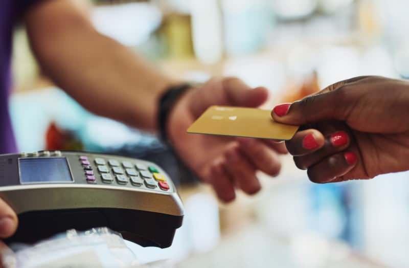 Kredi kartı nasıl çıkartılır? Kredi kartı çıkarırken gerekli evraklar