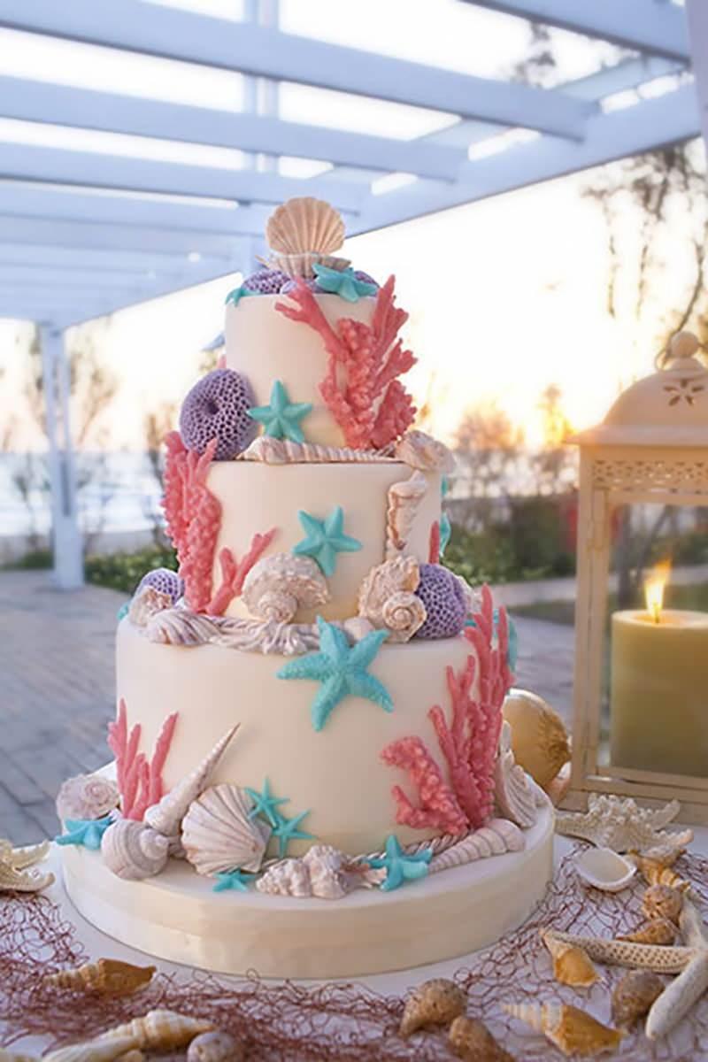 klasik düğün pastası