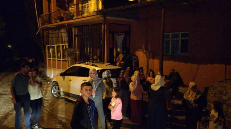 Bitlis'te peş peşe korkutan depremler!