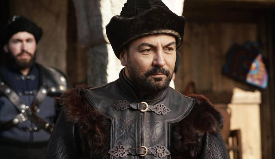 kurulus_osmanin_alisar_beyi_saruhan_hunel_yanlis_algilari_bir_bir_yikiyoruz_1597736330_4749.jpg
