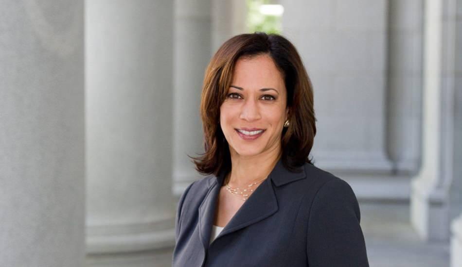 baskan_yardimcisi_kamala_harris_ayakkabi_tercihiyle_gundem_oldu_1599720902_7593.jpg