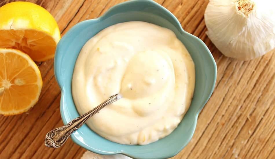 aioli_sos_nedir_ve_aioli_sos_icerisinde_ne_var_en_kolay_aioli_sos_tarifi_1602245687_1563.jpg