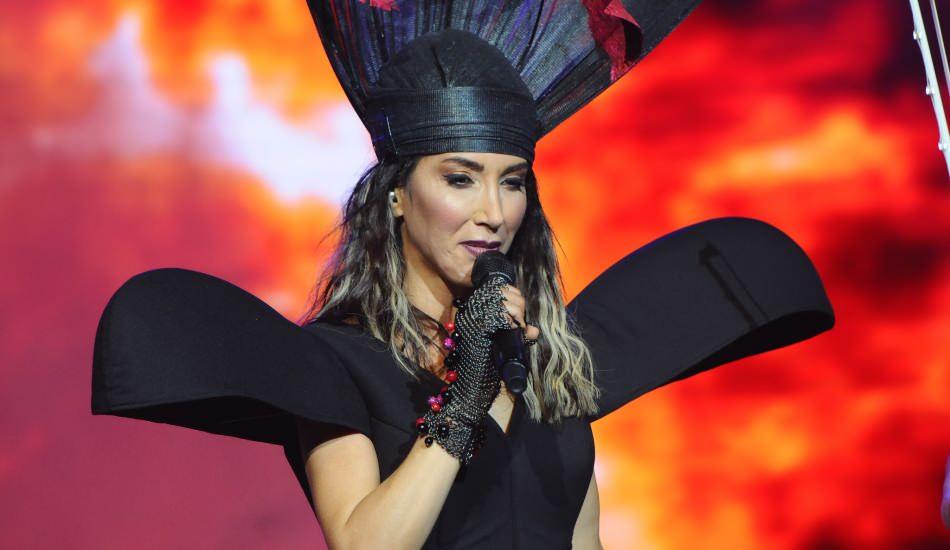 hande_yenerin_yeni_imaji_olay_oldu_1603025626_0178.jpg
