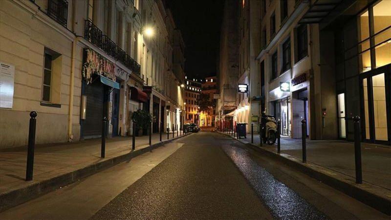 Fransa'da sokağa çıkma yasağı