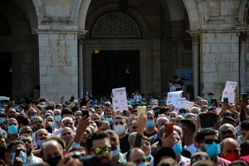 Macron'un İslam zıddı tavrı Mescid-i Aksa'da protesto edildi 1 ic57S 1604060551 8078