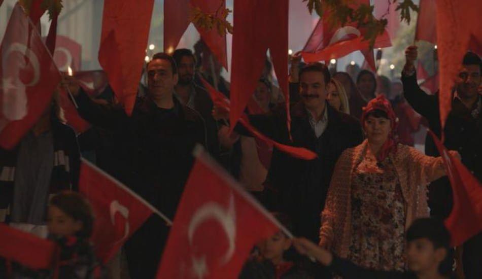 kalk_gidelim_dizisinde_cumhuriyet_bayrami_coskusu_1603808054_8531.jpg