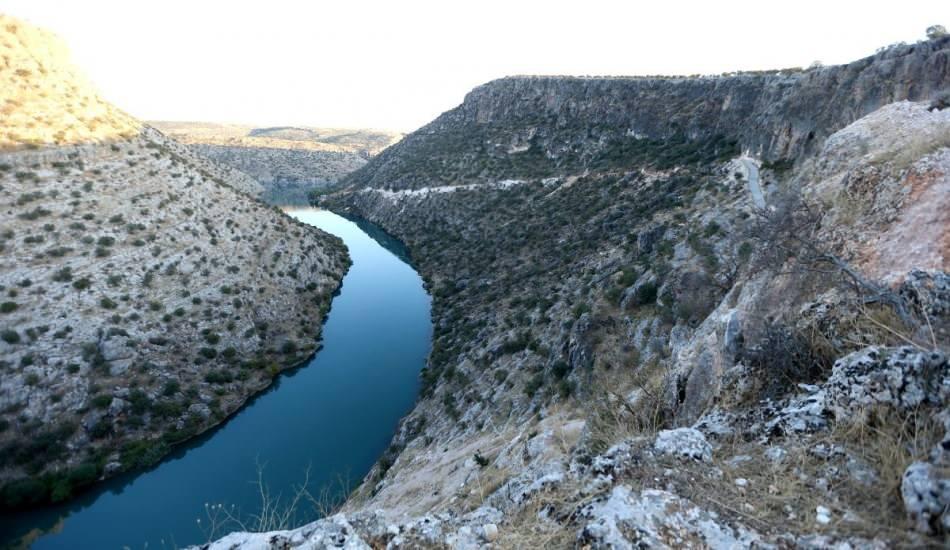 sakli_cennet_habes_kanyonu_nerede_habes_kanyonuna_nasil_gidilir_1603888596_0819.jpg