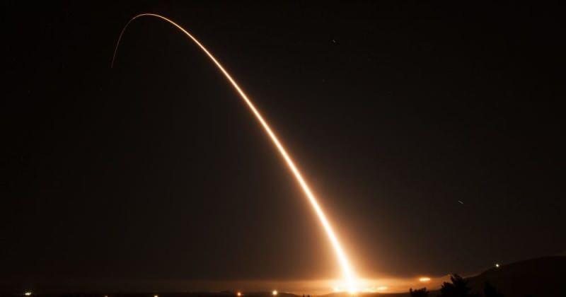 Nükleer başlık taşıyabilen kıtalararası balistik füze 'Minuteman III