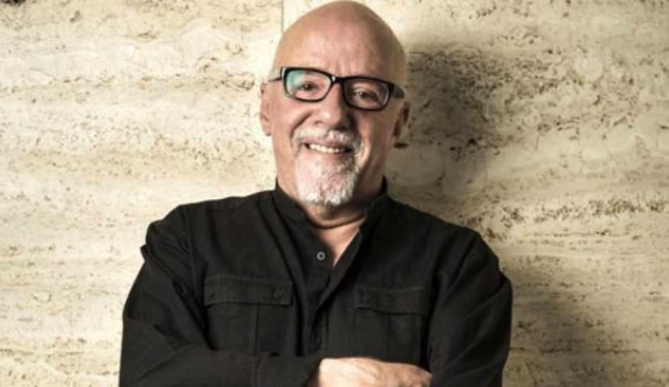 dunyaca_unlu_yazar_paulo_coelho_izmire_bagis_yapacagini_duyurdu_1604385771_7873.jpg