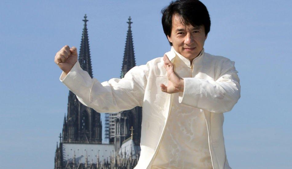 jackie_chan_amerika_sinemasini_birakti_1604559976_1247.jpg